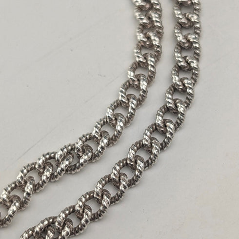 1977 British pure silver Jubilee ingot pendant, 51g, with pure silver twisted chain necklace, J&D